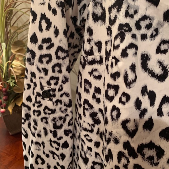 Chico’s Top - Picture 2 of 8